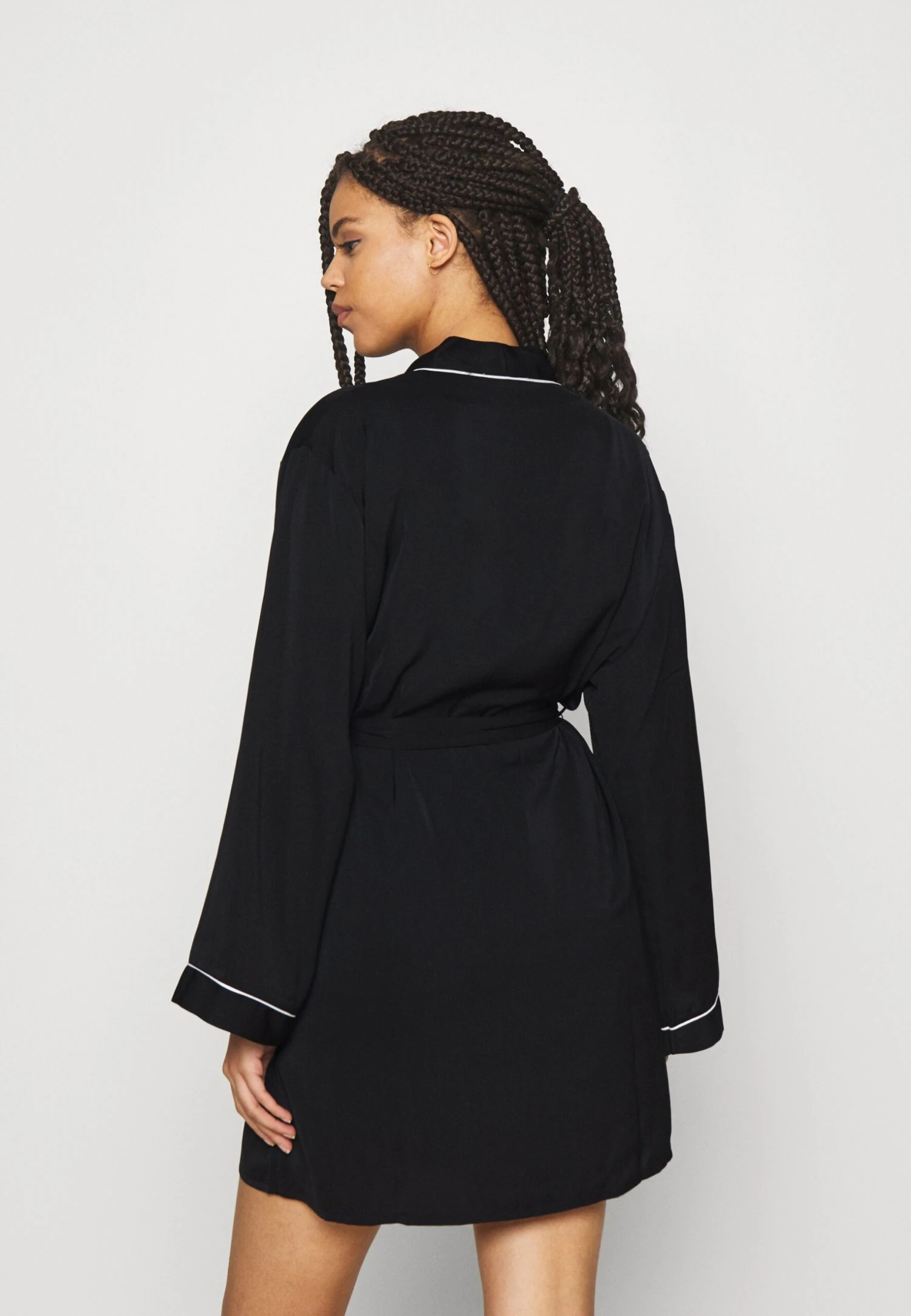 Amanda Satin Dressing GownAccappatoioBlack Donna Intimo notte e Loungewear AN681P05M-Q11